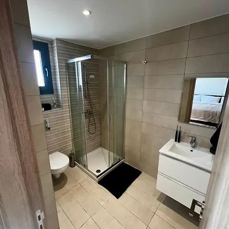 Modern Designer * Larnaka