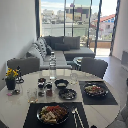 Modern Designer Apartmán Larnaca