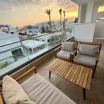 Modern Designer 公寓 拉纳卡